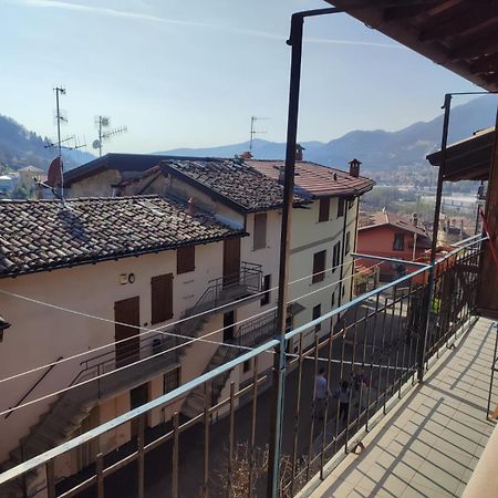 Appartamento Cute Little Flat With View, 20 Mins To Bgy Airport Pradalunga Esterno foto