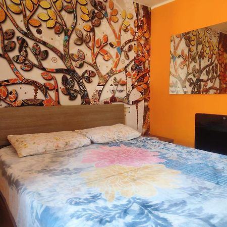 Appartamento Cute Little Flat With View, 20 Mins To Bgy Airport Pradalunga Esterno foto